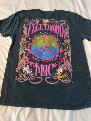 Walmart Green fleet wood mac graphic tee thumbnail 1