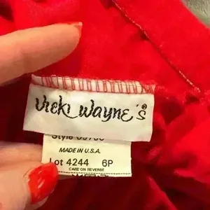 Women’s Vicki Waynes Skirt thumbnail 2
