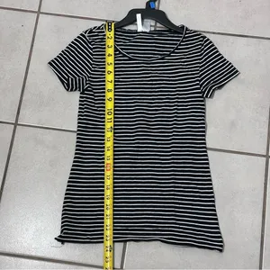Divided‎ by H&M Women stripe Black t-shirt size small thumbnail 6