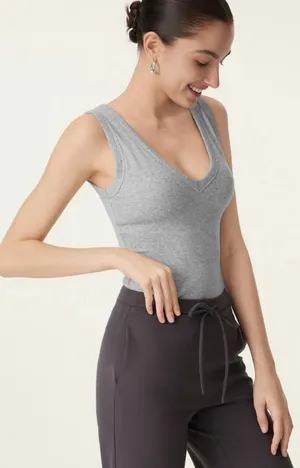 OGL Move Womens White Ribbed V-Neck Tank Top Sleeveless Camisole Knit Shirt XS thumbnail 1