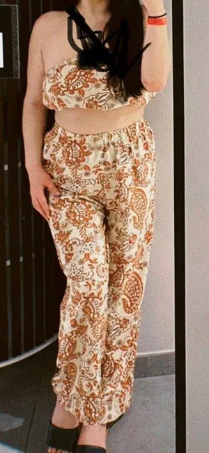 SheIn Floral & Paisley Print Tube Top & Wide Leg Pants thumbnail 1