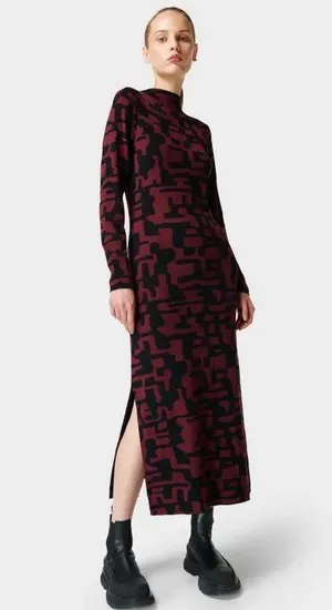 NWT Sweaty Betty Black Long Sleeve Jersey Knit Graphic Sweater Midi Dress Size 8 thumbnail 1