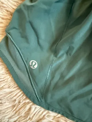 Lululemon Shorts Hotty Hot thumbnail 3