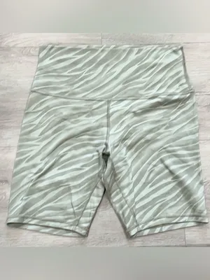 Lululemon Align Short 8" Le Tigre Camo Green Fern Multi thumbnail 2