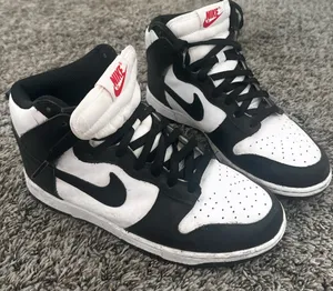 Panda Nike Dunk Women’s High thumbnail 1