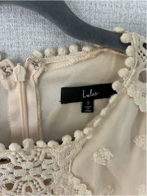 Lulus Beige Lace Mini Dress Size Small thumbnail 4