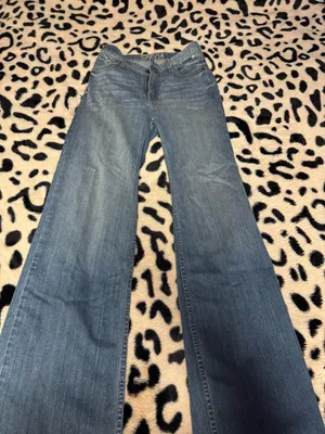 Light wash Olivia Kimes Jeans 4/34 thumbnail 1