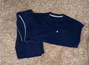 Fabletics Scrubs Set thumbnail 1