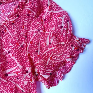 Zara‎ Basic Women’s Top Silk Red Sz Medium Patterned Short Sleeve Ruffled thumbnail 7