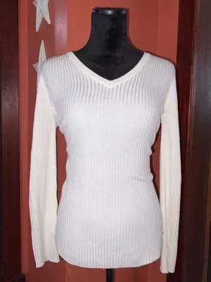 Calvin Klein Ribbed V‑Neck Long Sleeve Top thumbnail 1