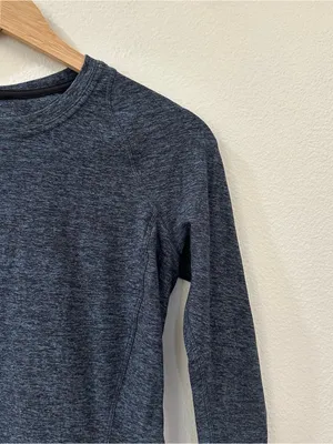 Lululemon Women's Roundful Long Sleeve Shirt Size 6 thumbnail 4