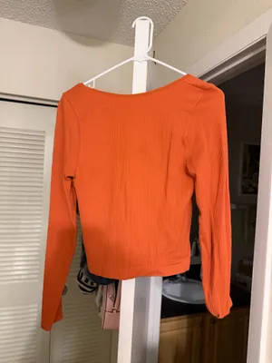 Orange long sleeve crop top Size L thumbnail 2