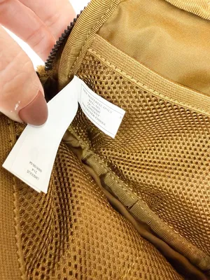 Lululemon Everywhere Belt Bag‎ 1L Fleece Burnt Caramel Sherpa thumbnail 10