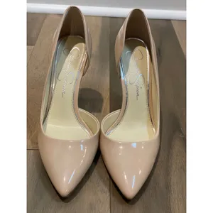 Jessica Simpson Beige Patent Leather Pointed Toe Pumps Size 8.5 thumbnail 3