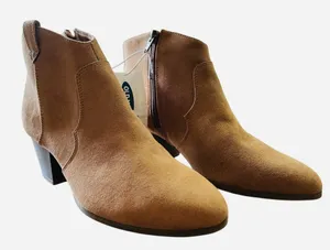 Old Navy Faux-Suede Booties for Women Tan Size 7 NWT‎ Water & Stain Repellant thumbnail 1