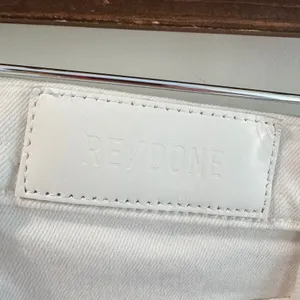RE/DONE‎ 90s High Rise Ankle Crop Jeans White Destroy Distressed Size 23 thumbnail 3