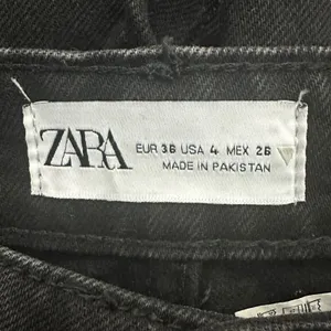 Zara Mom Jeans Womens 4 Black High Rise Straight Rigid Clean Girl Minimalist thumbnail 8