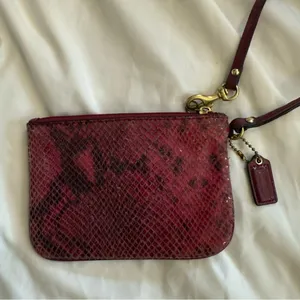 GUC Vintage Coach Snakeskin Wristlet thumbnail 3