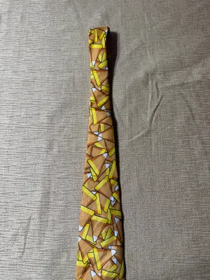 Keith Daniels Mens Tie Candy Corn Halloween Yellow Orange Novelty Necktie thumbnail 9