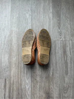 Authentic Mexican Leather Huaraches, Size 5 Tan thumbnail 9