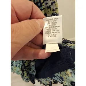APT. 9 Sleeveless Multilayer Lined Ruffled Blue Floral Size M Women Blouse thumbnail 8