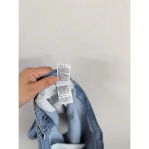 American‎ Eagle Women’s Pleated Front Moms Shorts Light Blue Wash Denim Size 20 thumbnail 9