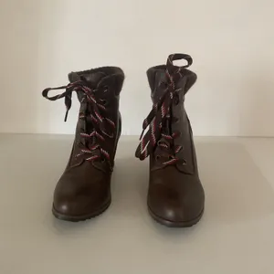 Nautica Women’s Brown Lace Up Wedge Ankle Boots Size 5.5 Knit Cuff thumbnail 4