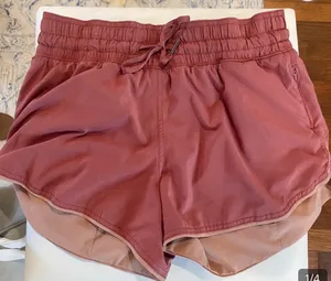 Lululemon  shorts thumbnail 1