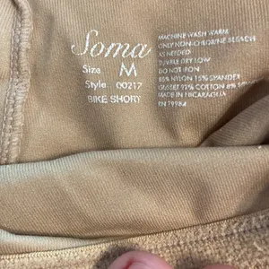 SOMA size M shape-wear excellent condition color tan inseam 7” waist 10” thumbnail 4