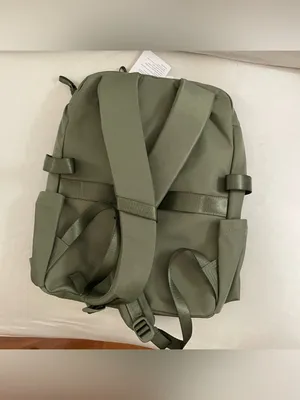 Lululemon NWT New Crew Backpack 22L Water Repellent Green thumbnail 8