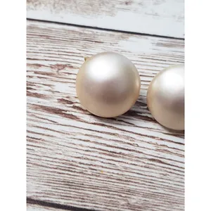 Vintage Trifari Clip On Earrings - Cream Faux Pearl - Some Surface Marks thumbnail 3