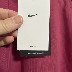 Nike Pro‎ Kids XL High Rise Full Length Fleece Jogger Pants Pink HV0289 NWT thumbnail 4