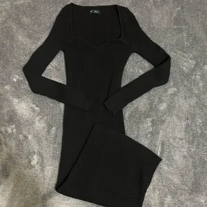 Gap Midi Dress Black thumbnail 1
