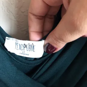 Peach Love Faux Wrap Top‎ Green Dress thumbnail 3