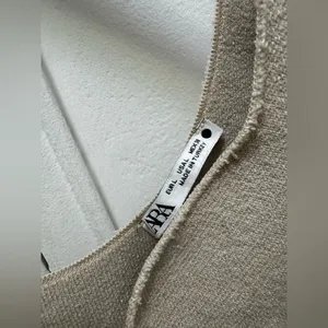 Zara Sweetheart Neckline Cropped Beige Tank Large thumbnail 2