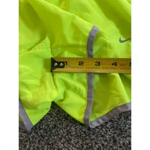 Nike Dri-FIT Neon Yellow Tempo Running Shorts L thumbnail 7