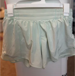Lululemon 4” low rise hotty hot shorts thumbnail 1