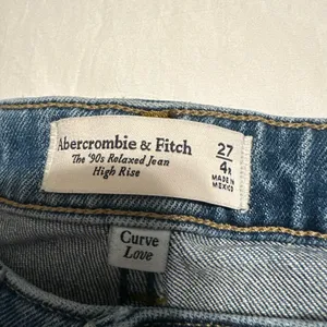 Abercrombie & Fitch Denim High Rise Jeans thumbnail 3