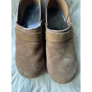 Dansko Brown Suede Clogs Mule Shoes Size 38 thumbnail 3