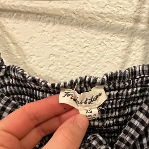 For‎ Love And Lemons Black and White Gingham Crop Top thumbnail 2