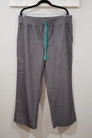 FIGS Kade Cargo Scrub Pants Womens XXLP Graphite Gray Medical Uniform thumbnail 1