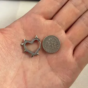 Spike Heart Stud Earrings for Men Women Streetwear Punk Hip Hop Unisex Style thumbnail 6