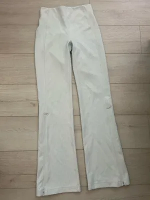 Lululemon flare pants  thumbnail 3
