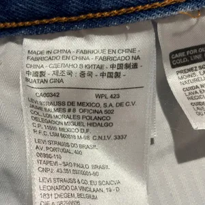 Levi's 501 Denim Shorts Womens 29 Blue Excellent White Oak Cone‎ Denim Cutoffs thumbnail 8