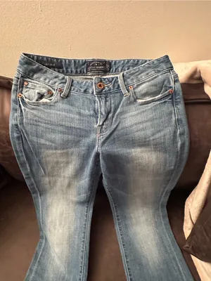 Lucky Brand Women's Medium Light Blue Flare Jeans thumbnail 2