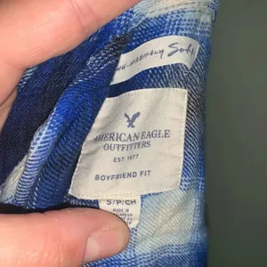 American Eagle blue plaid Ah-mazingly soft S boyfriend fit top thumbnail 3
