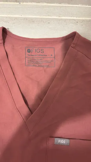 FIGS Scrubs Set thumbnail 2