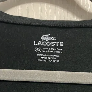 Lacoste Black Short Sleeve V Neck Shirt Minimalist Preppy Coastal Logo Y2K thumbnail 3