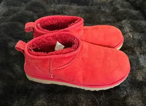 UGG Women's Classic Ultra Mini Boot Red 7 shoes thumbnail 1