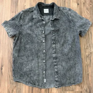 American Eagle Button Down thumbnail 1